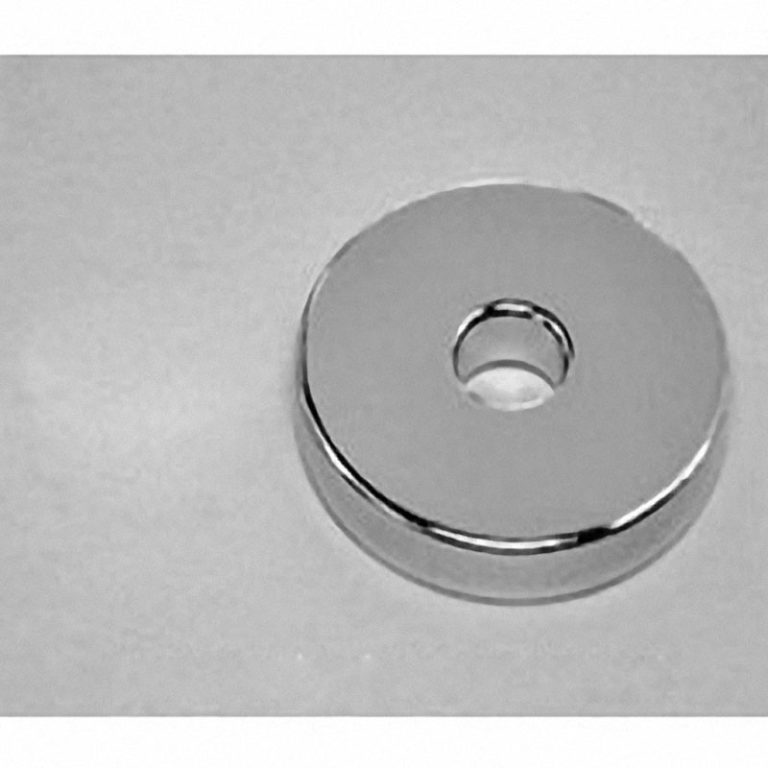 RX864 Neodymium Ring Magnet, 1 1/2" od x 3/8" id x 1/4" thick